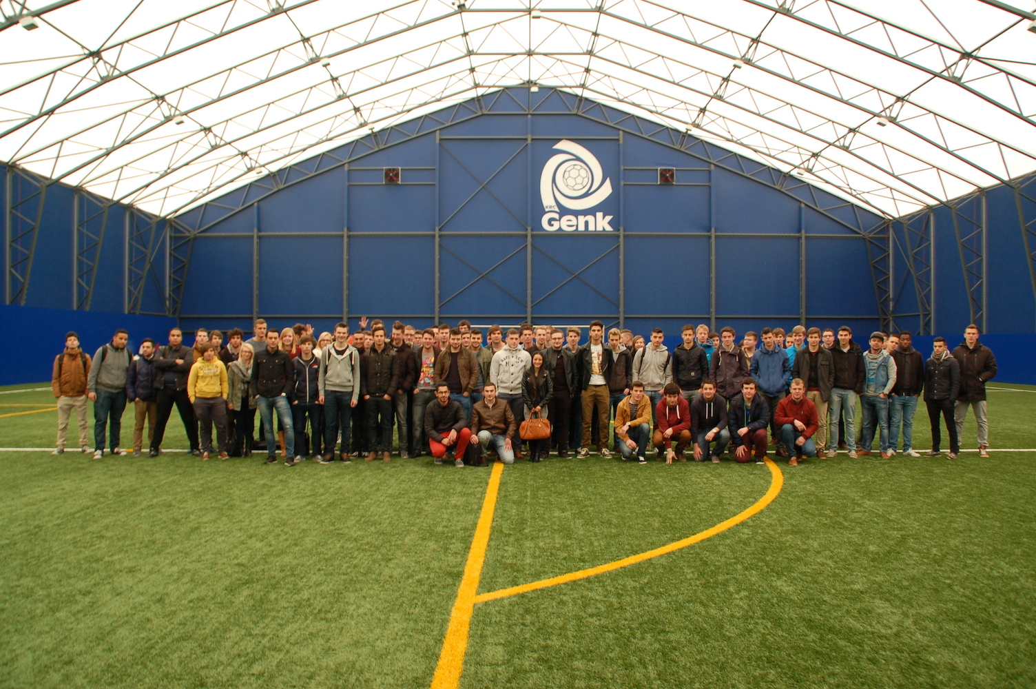 Studenten sportmanagement bij KRC Genk