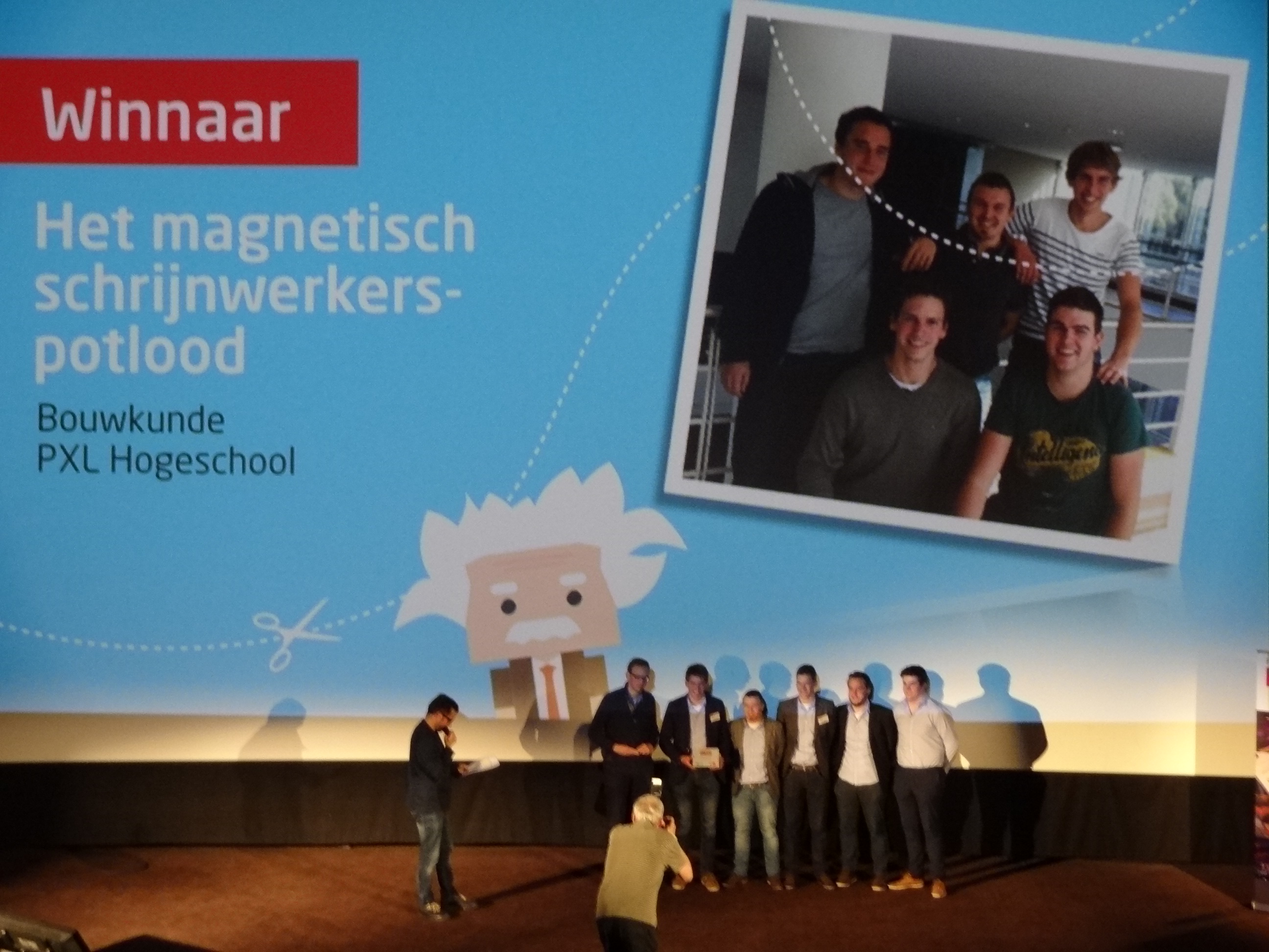 De studenten van BUCO winnen Pakaan