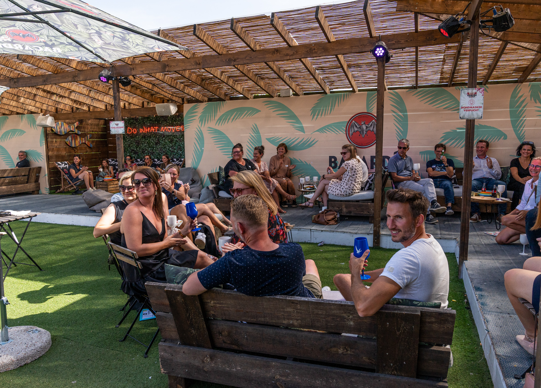 PXL-Personeelsfeest-20210907-sfeer-WEB-105.jpg