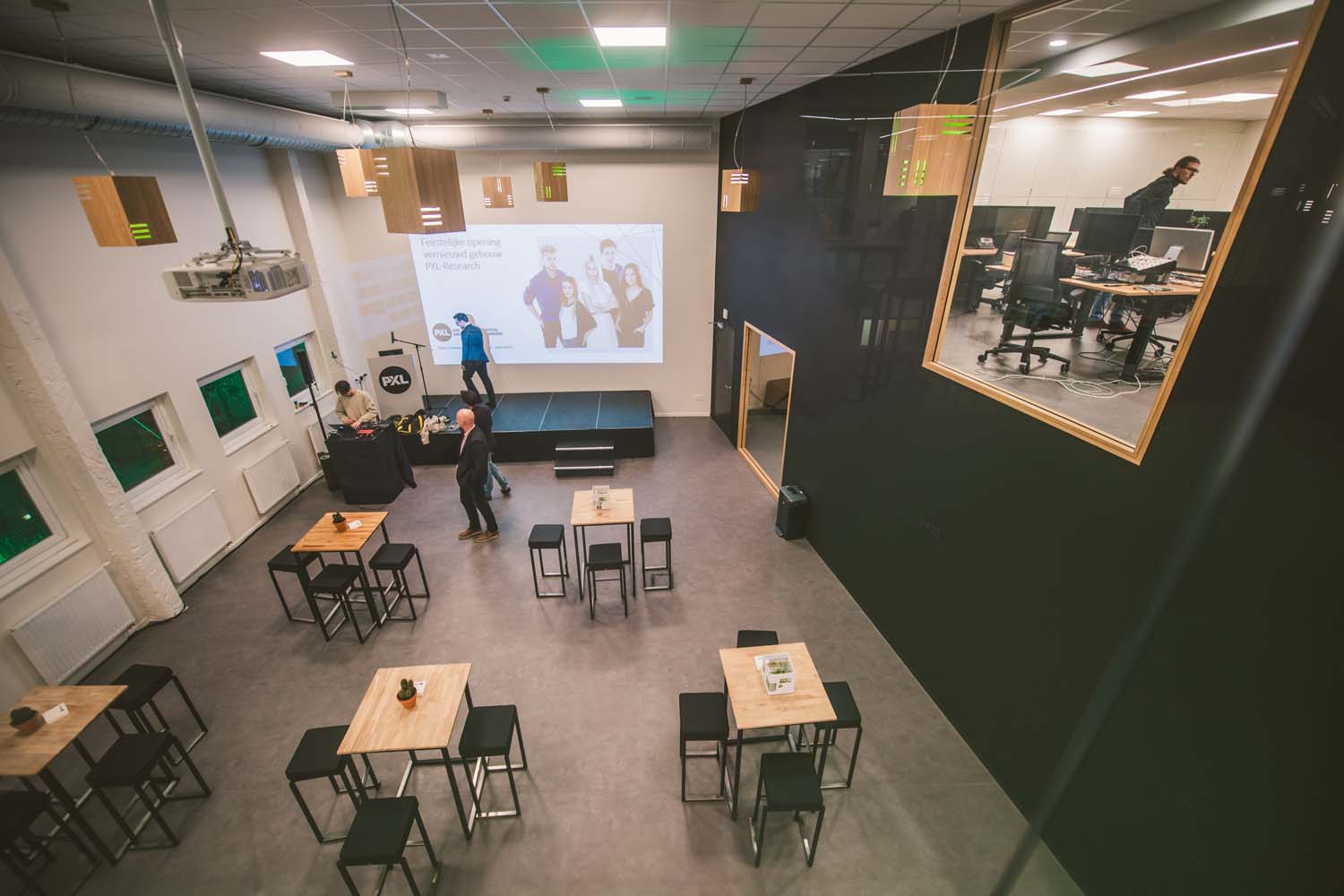 KVDS-20171213-172205-NIKON D5.jpg