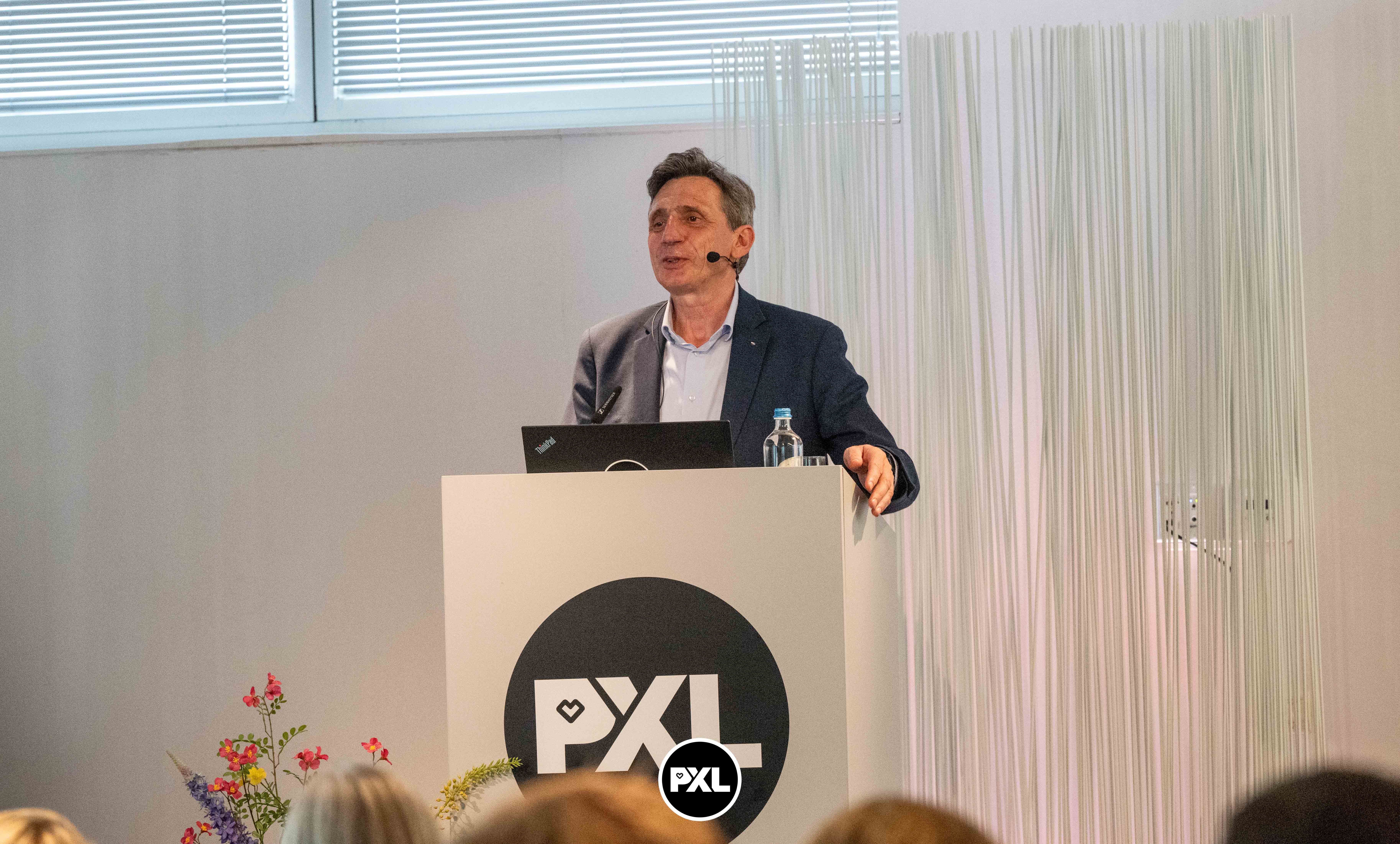 pensioenfeest Marc 09132024_052633 kopiëren.jpg