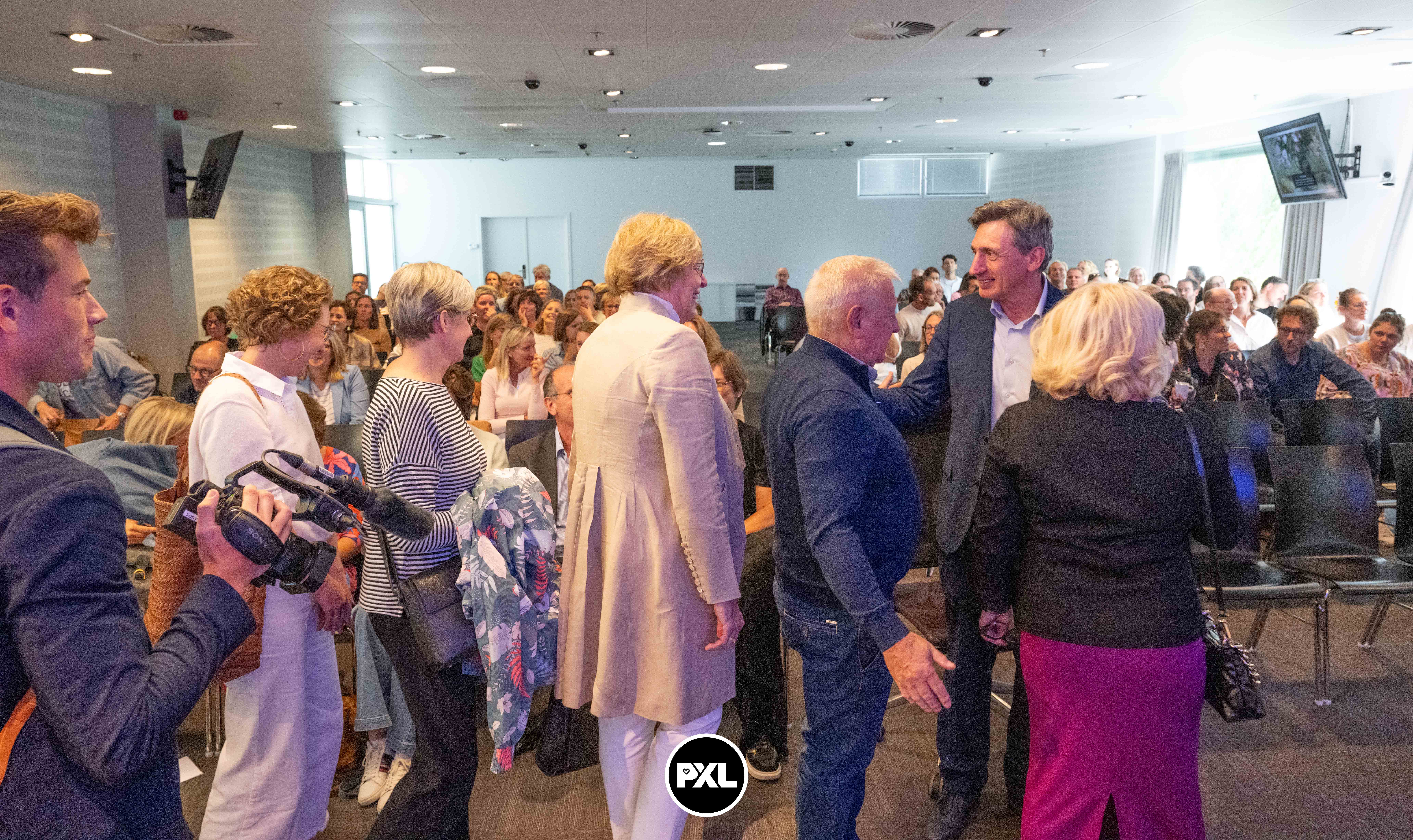 pensioenfeest Marc 09132024_052642 kopiëren.jpg