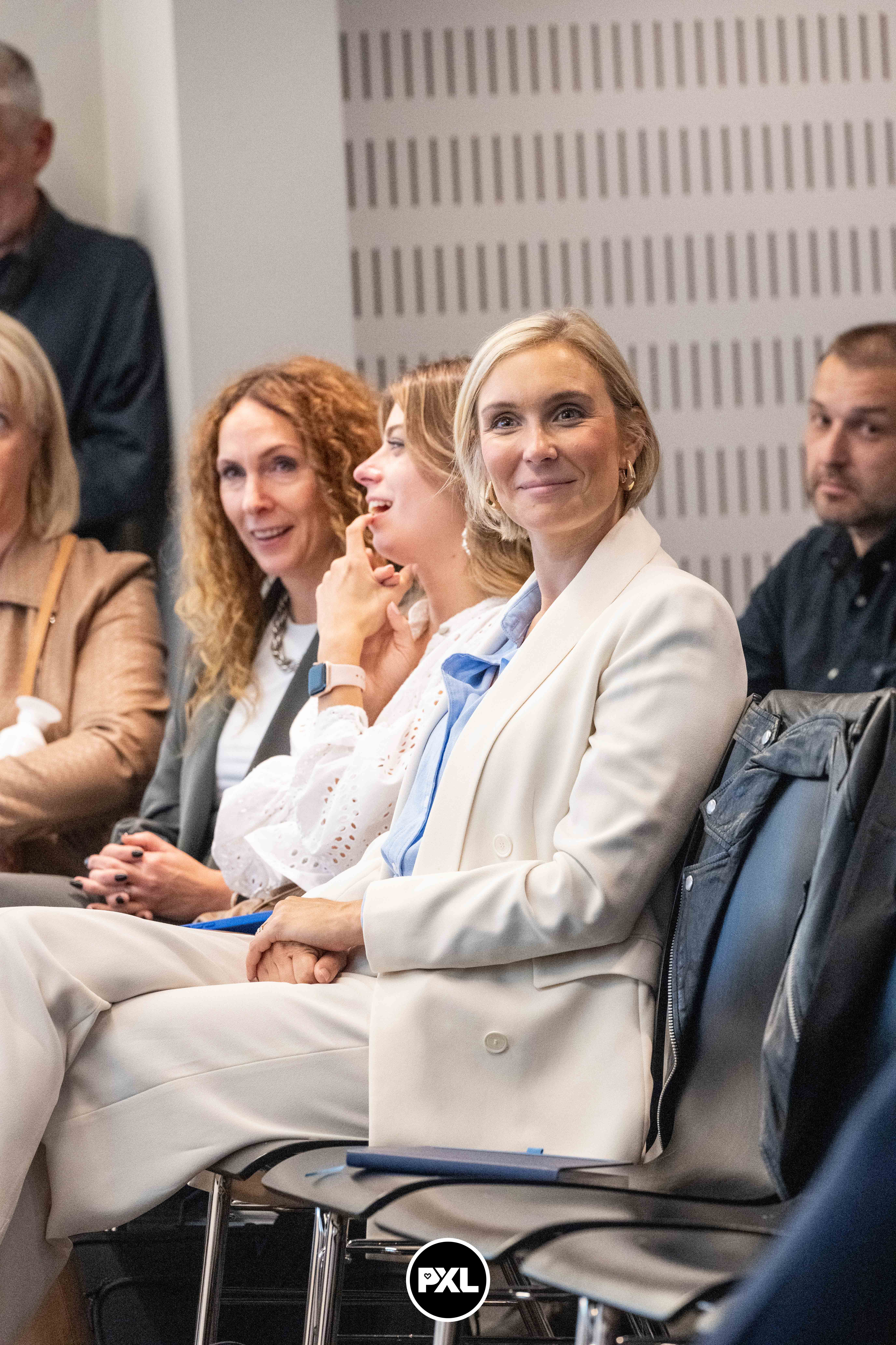 pensioenfeest Marc 09132024_052701 kopiëren.jpg