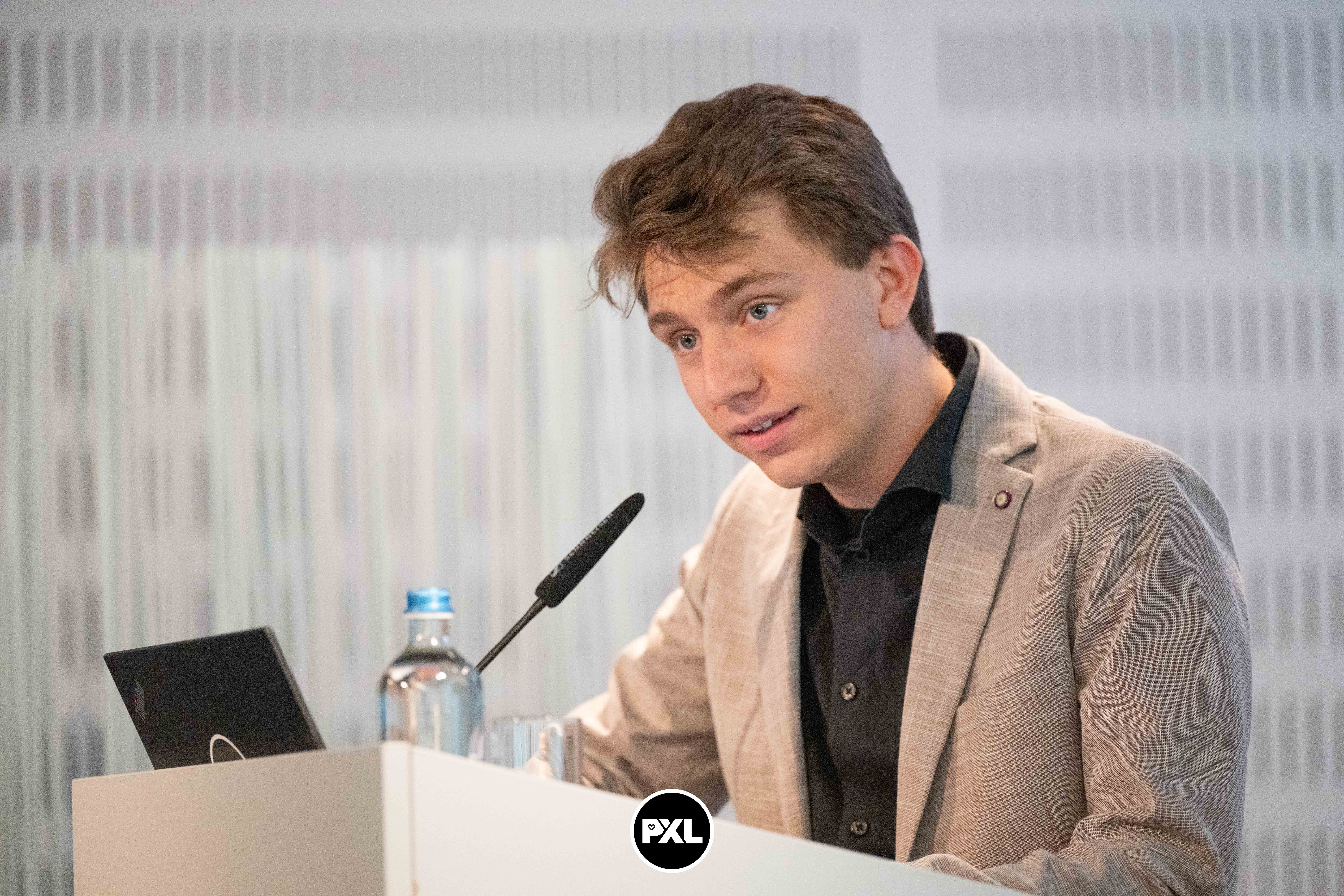 pensioenfeest Marc 09132024_052720 kopiëren.jpg