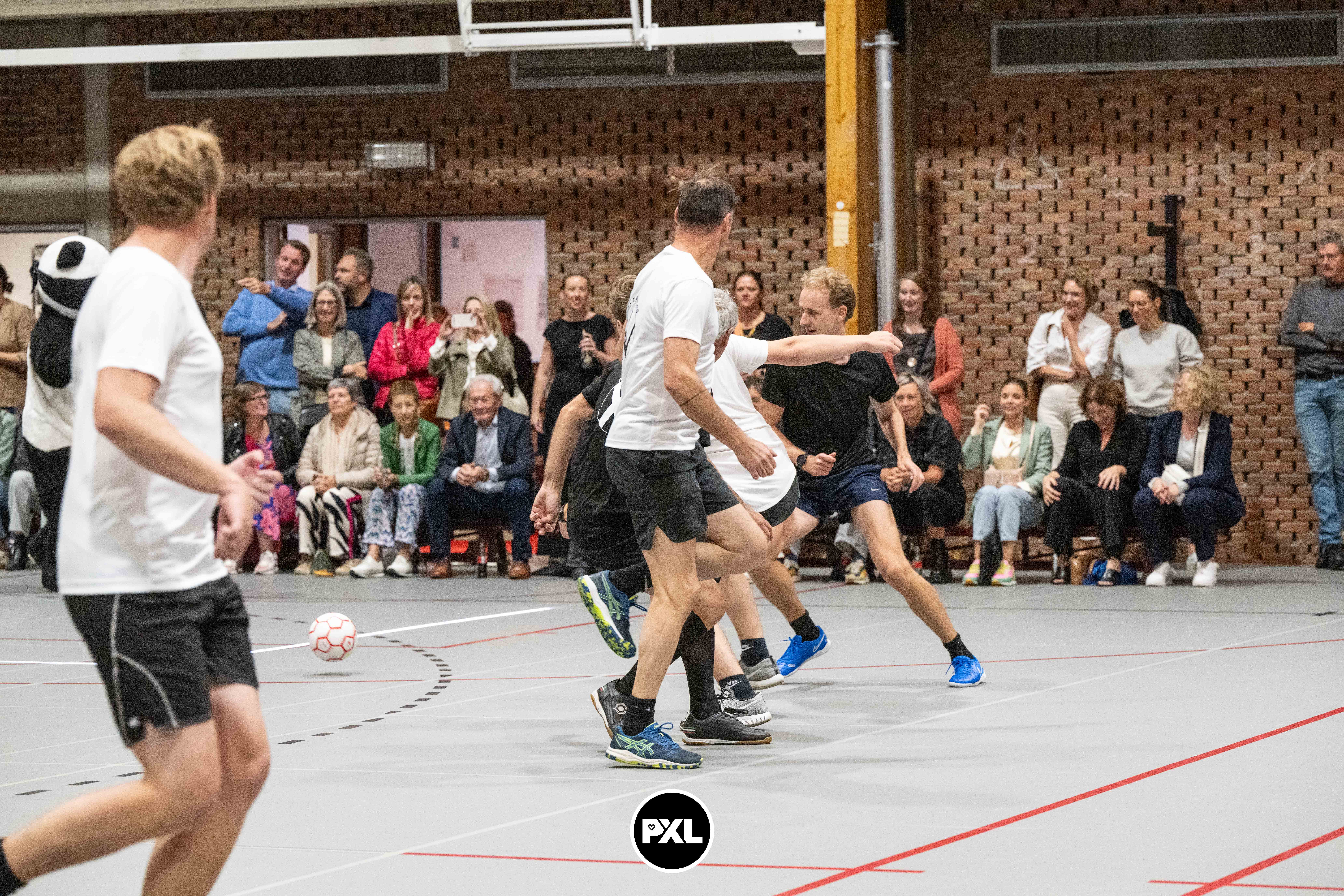 pensioenfeest Marc 09132024_052834 kopiëren.jpg