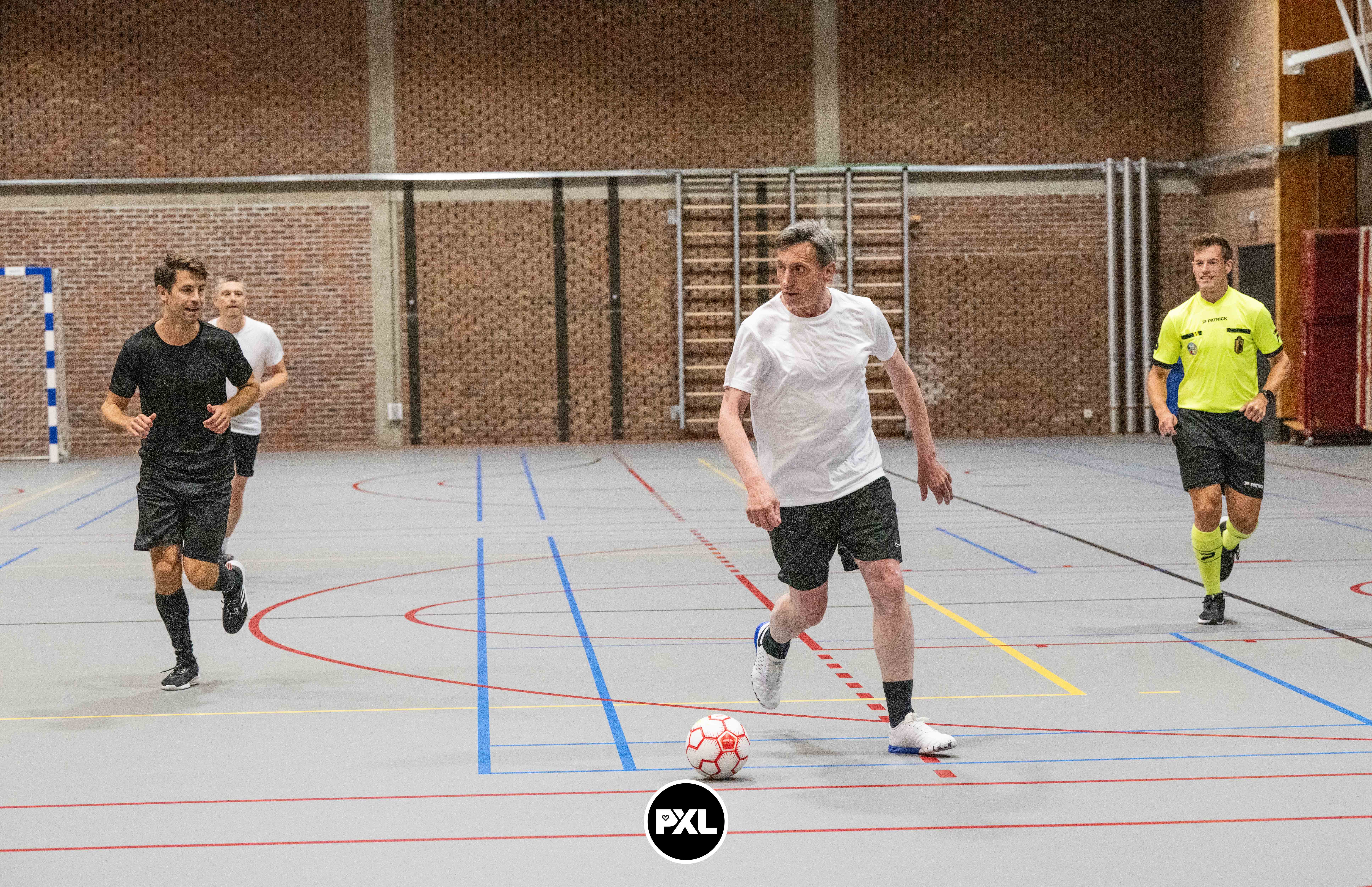 pensioenfeest Marc 09132024_052848 kopiëren.jpg