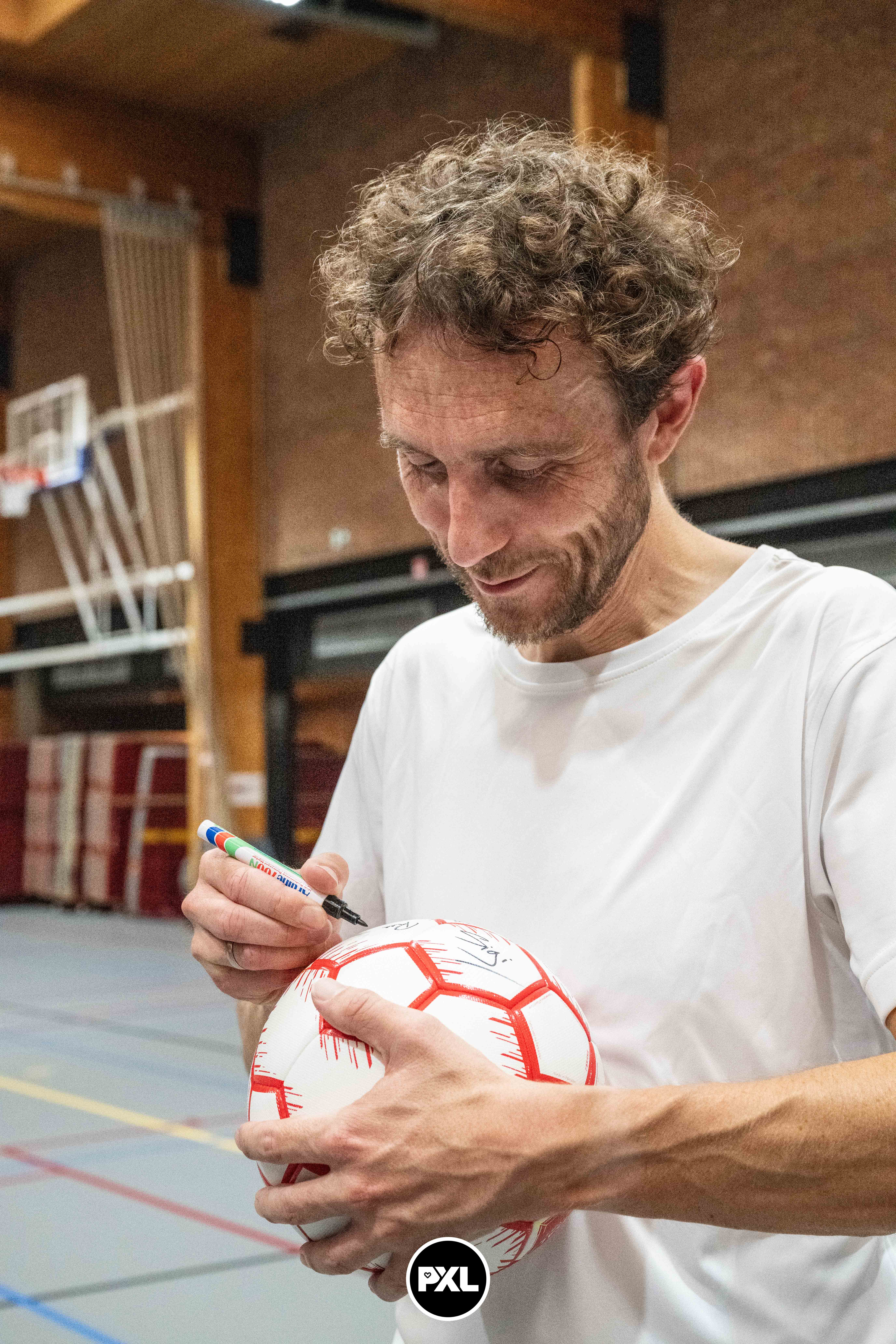 pensioenfeest Marc 09132024_053036 kopiëren.jpg