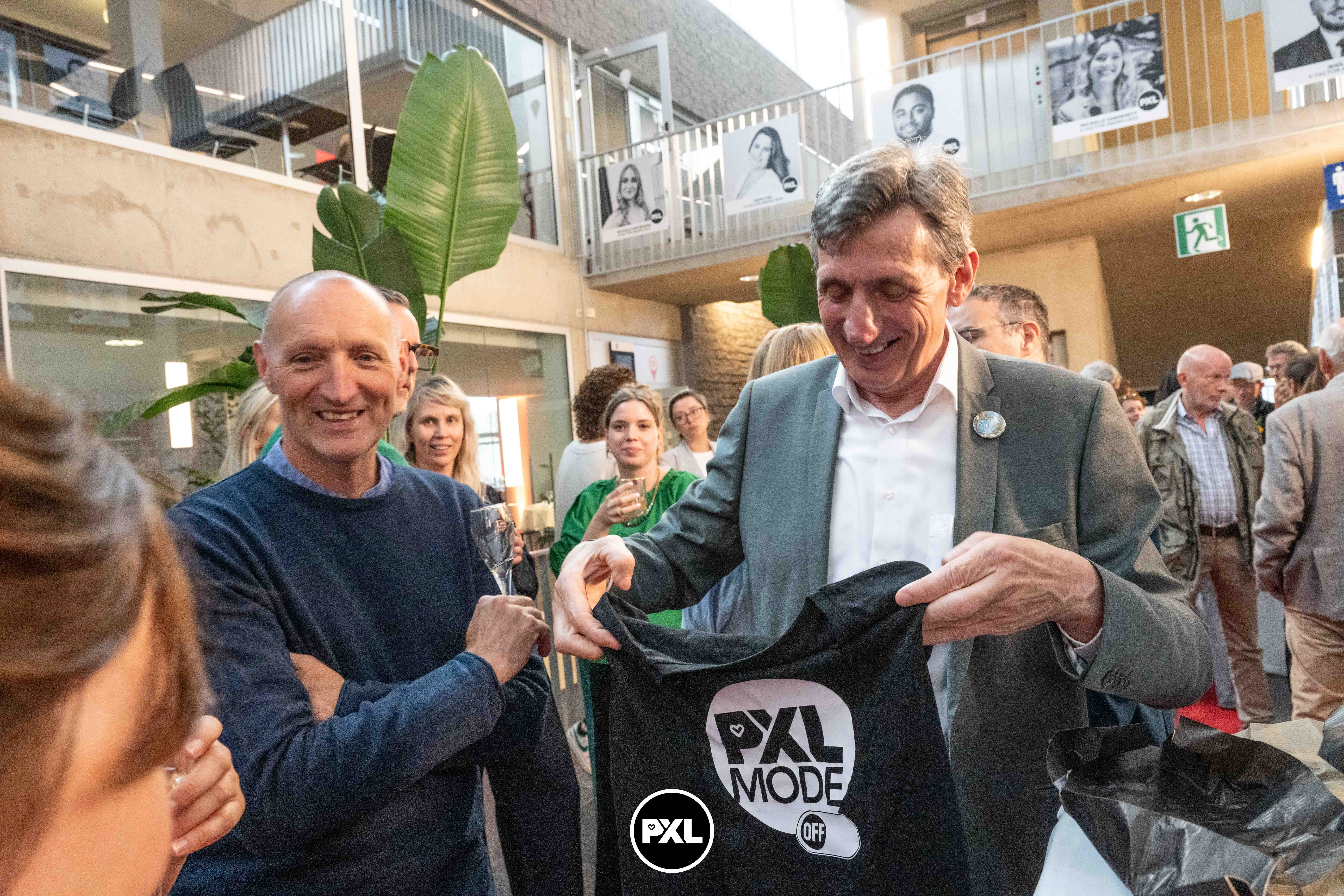 pensioenfeest Marc 09132024_053220 kopiëren.jpg